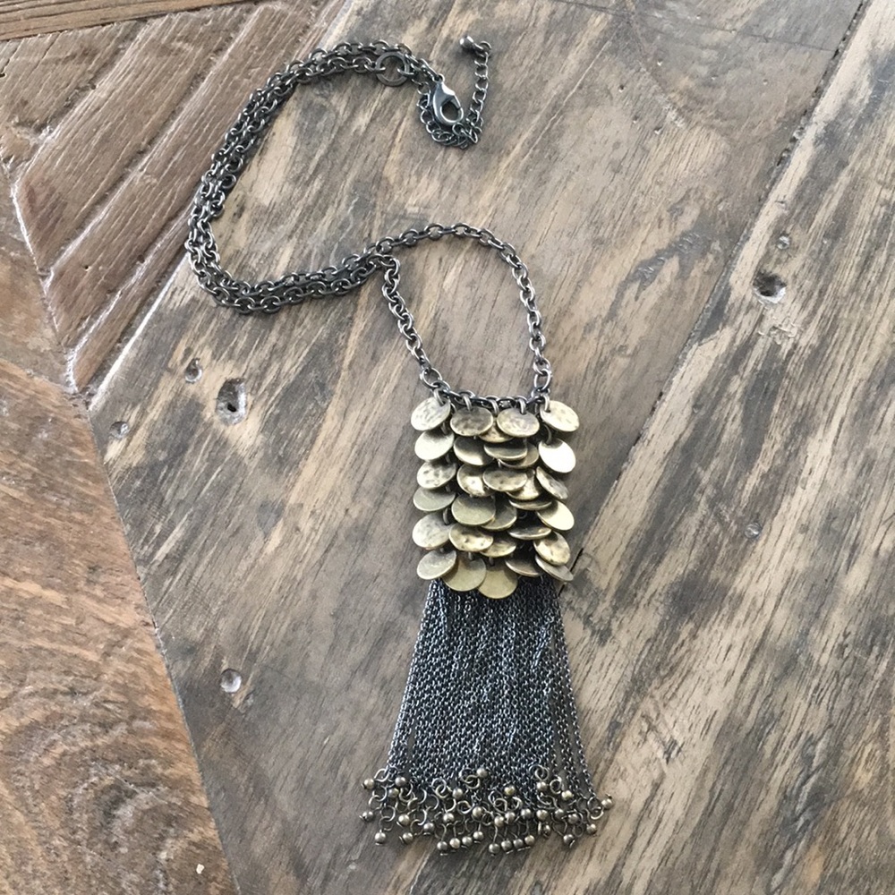 Anthropologie Sibella Fringe Necklace Gold.